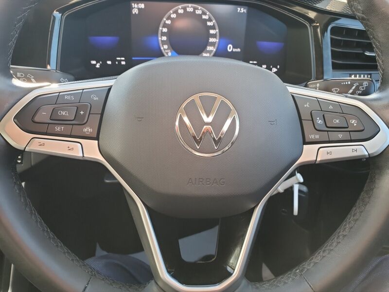 More views of Volkswagen Polo