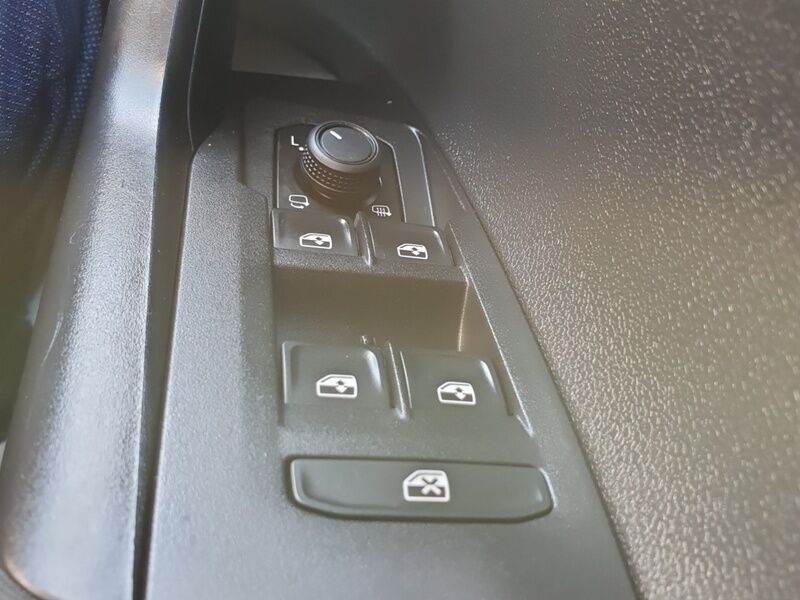 More views of Volkswagen Polo