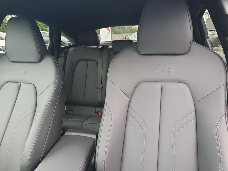 More views of Audi A5