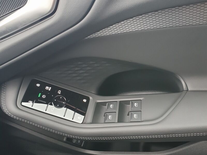 More views of Audi A5