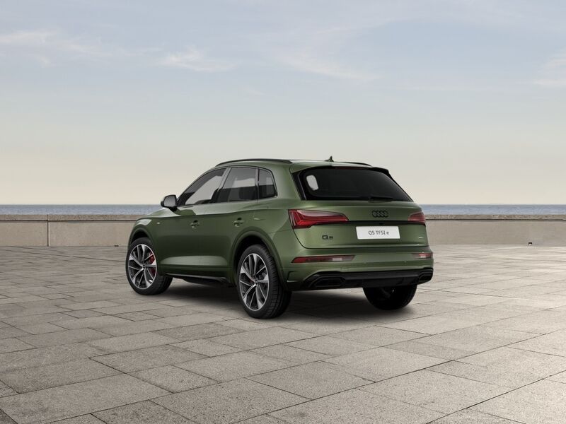 More views of Audi Q5
