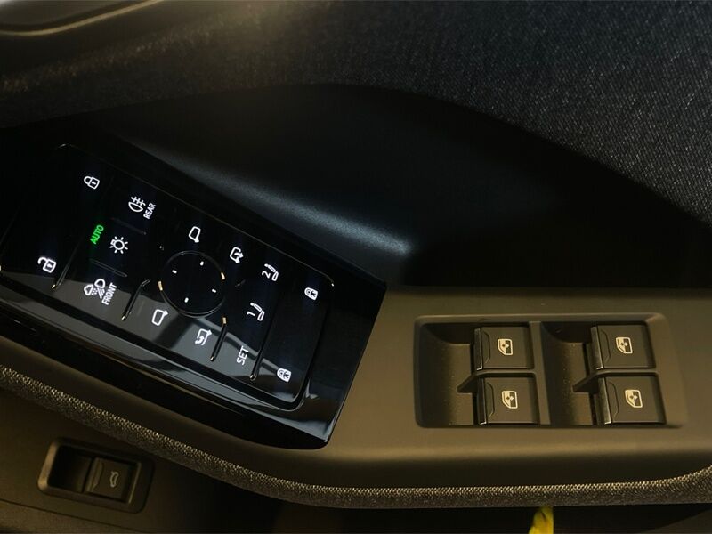 More views of Audi Q6 e-tron