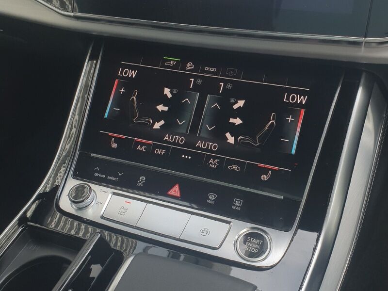 More views of Audi Q7