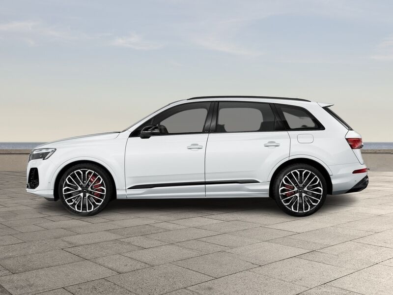 More views of Audi Q7