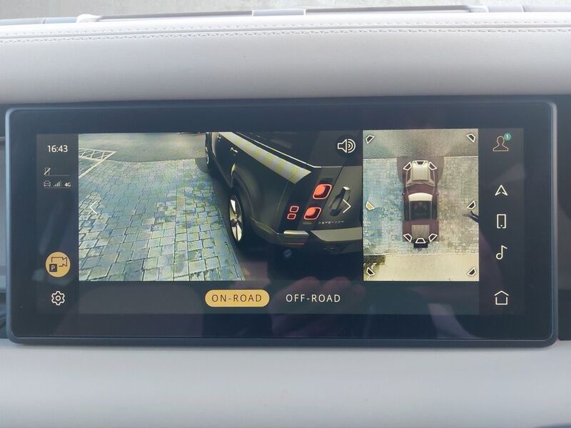 More views of Land Rover Defender
