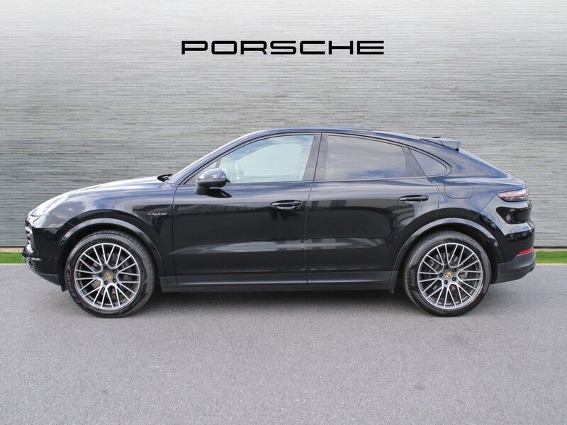 More views of Porsche Cayenne