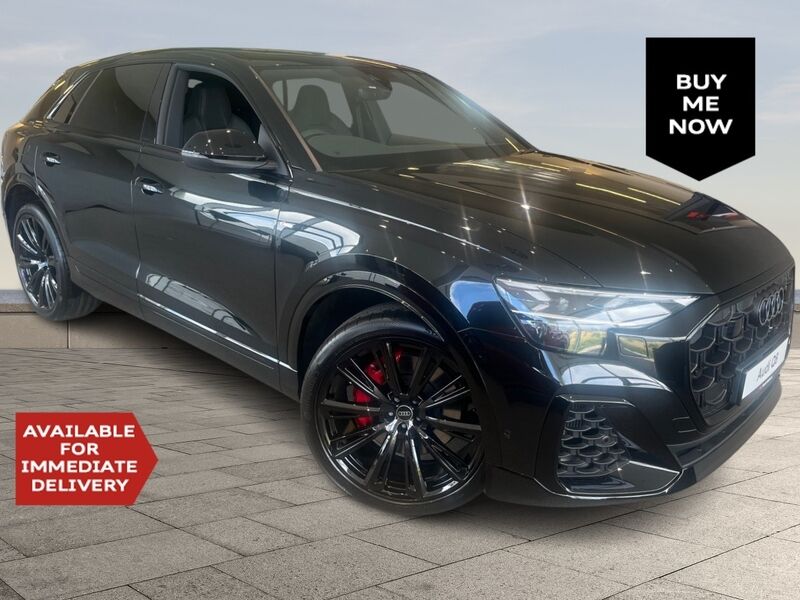 More views of Audi Q8