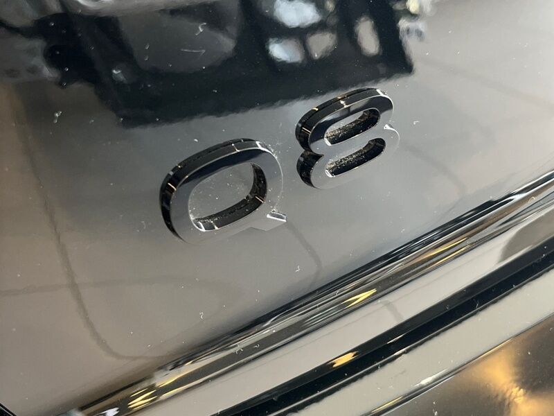 More views of Audi Q8