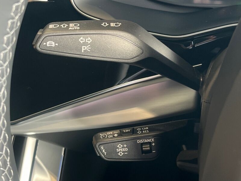 More views of Audi Q8