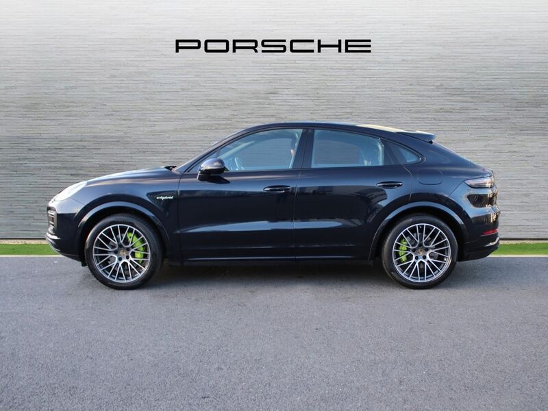 More views of Porsche Cayenne