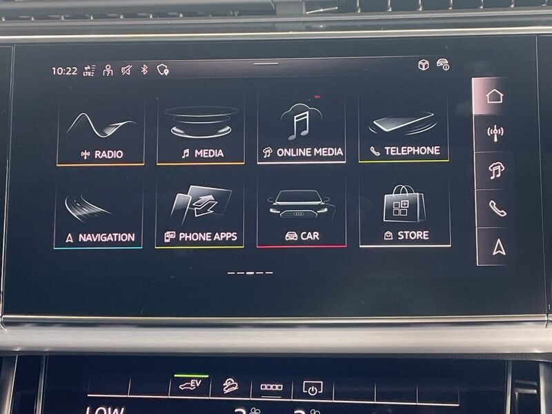 More views of Audi Q7
