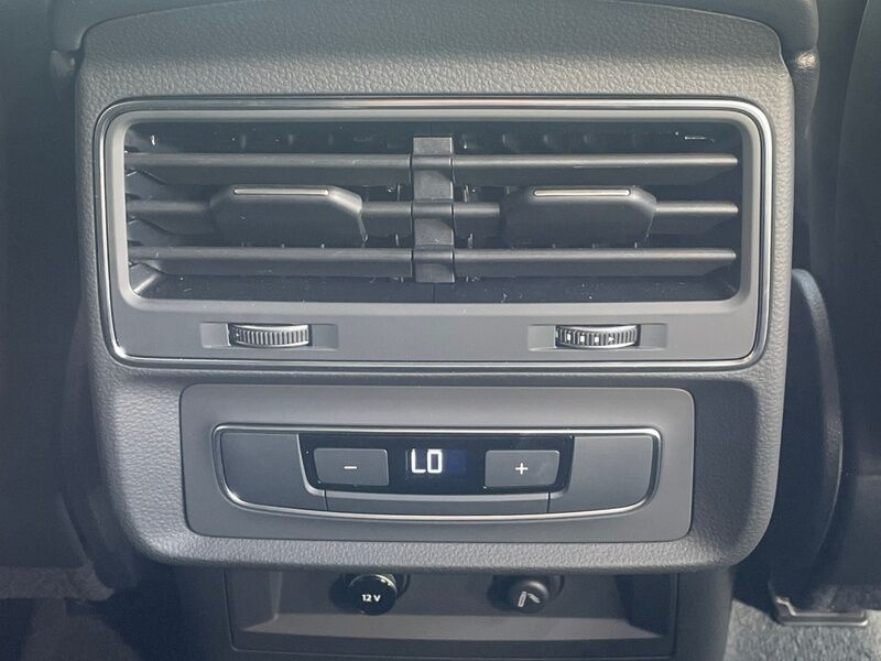 More views of Audi Q7