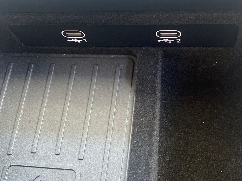 More views of Audi Q7