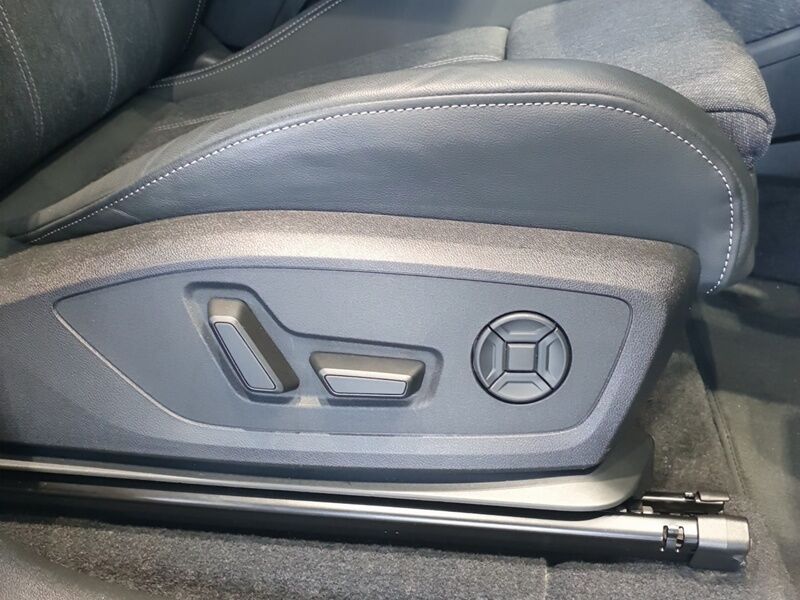 More views of Audi Q6 e-tron