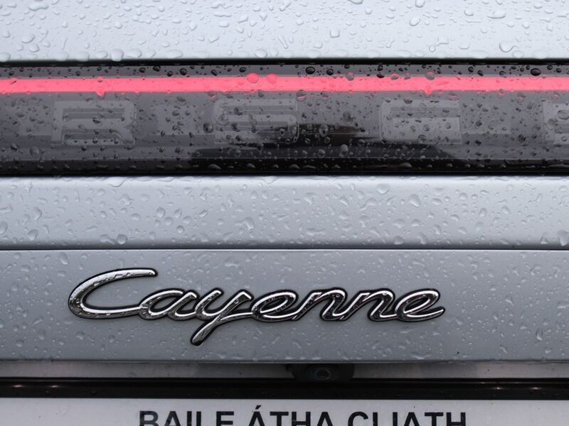 More views of Porsche Cayenne