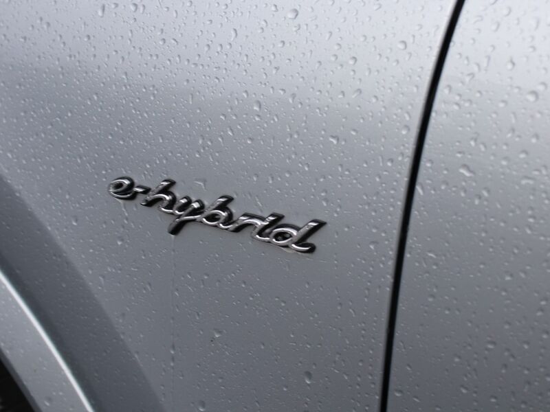 More views of Porsche Cayenne