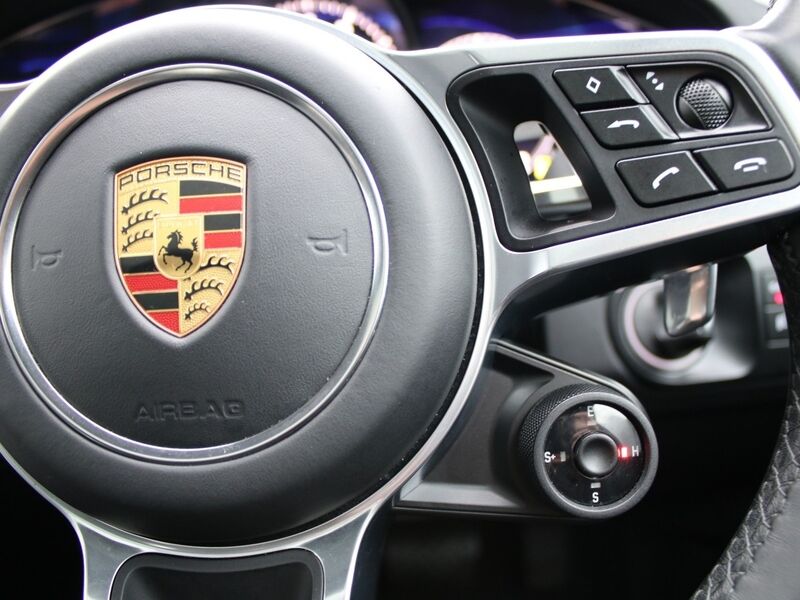 More views of Porsche Cayenne
