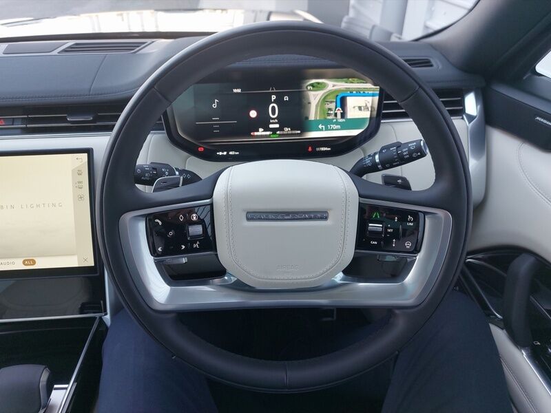More views of Land Rover Range Rover