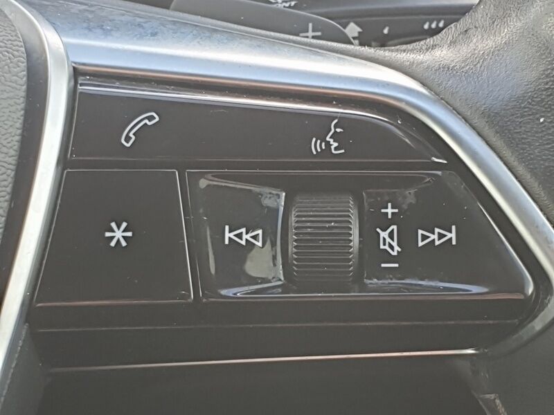 More views of Audi A6