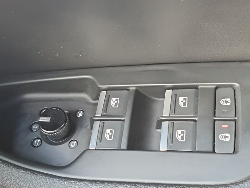 More views of Audi A6