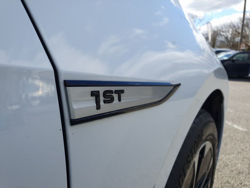 More views of Volkswagen ID.3