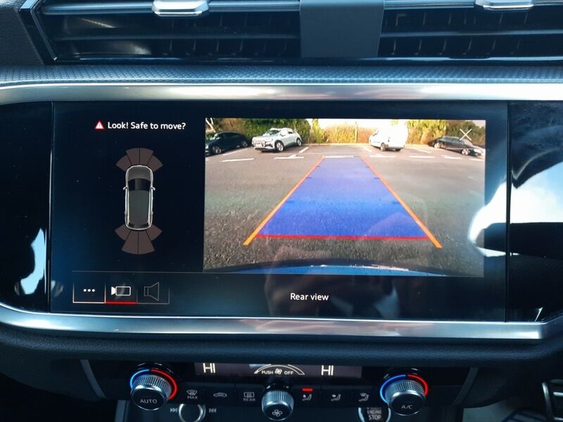 More views of Audi Q3