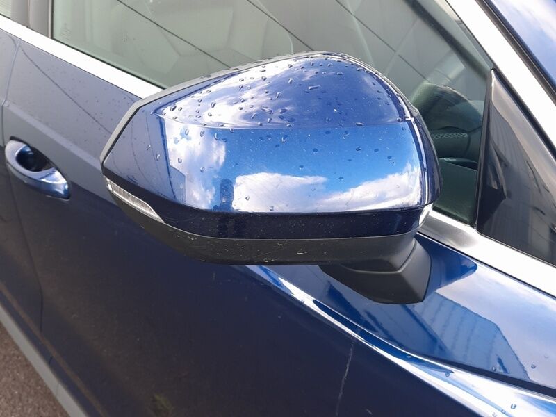 More views of Audi Q3