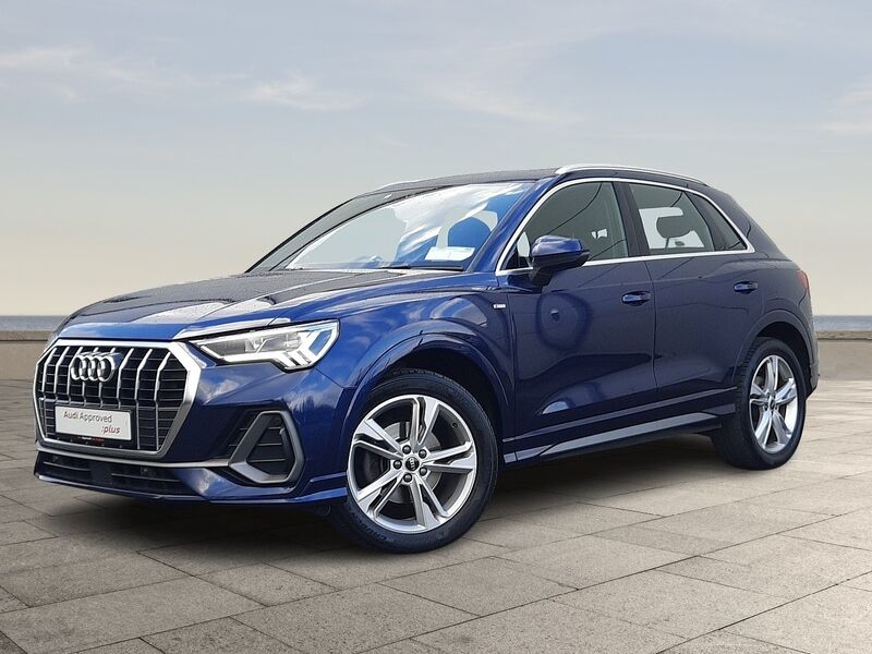 More views of Audi Q3
