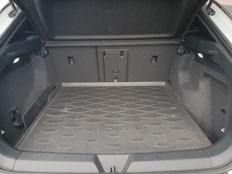 More views of Volkswagen ID.4