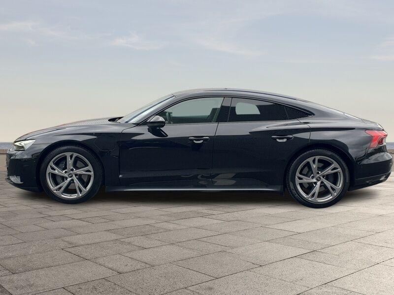 More views of Audi e-tron GT quattro