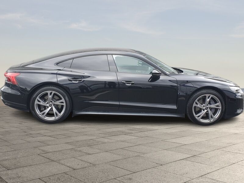 More views of Audi e-tron GT quattro