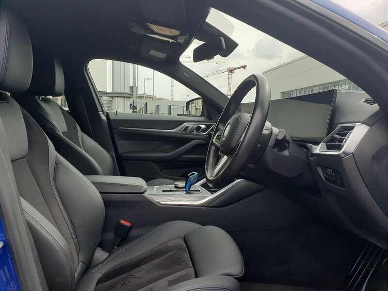 More views of BMW i4