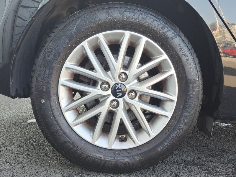 More views of Kia Rio