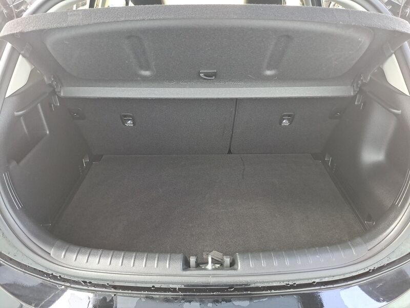 More views of Kia Rio