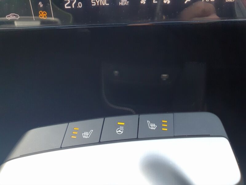 More views of Kia EV6