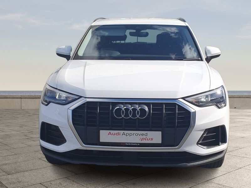 More views of Audi Q3