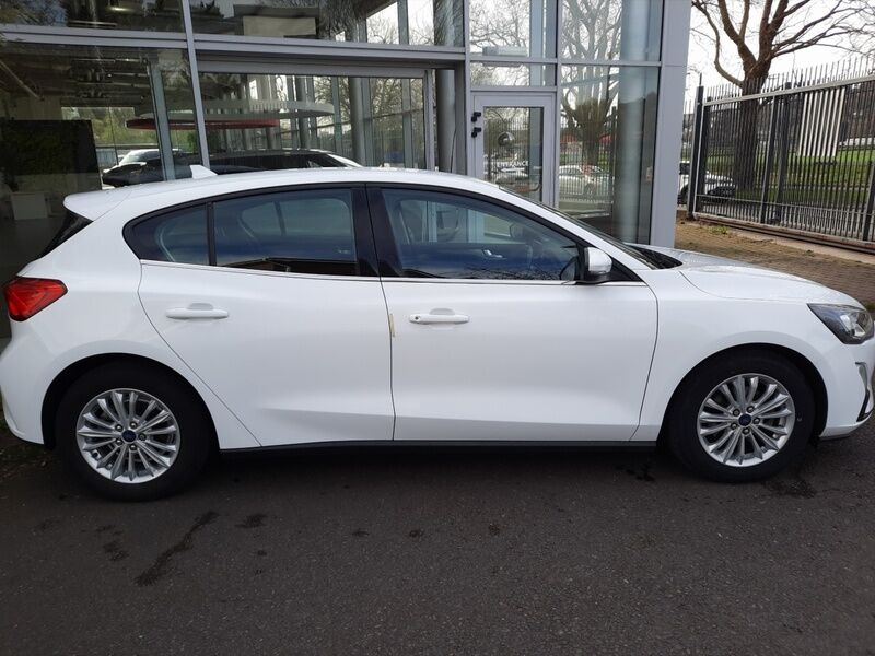 More views of Ford Focus