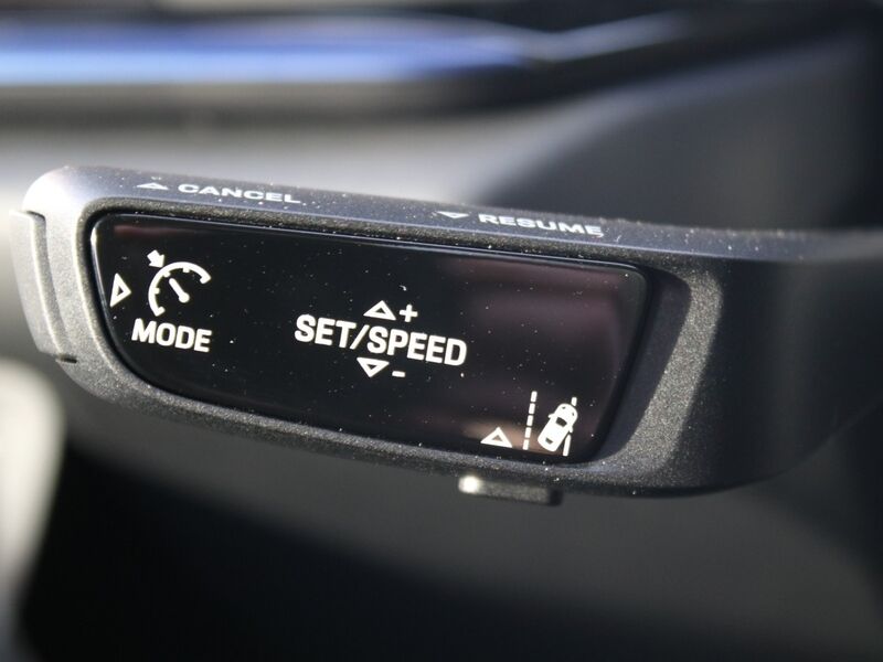 More views of Porsche 911