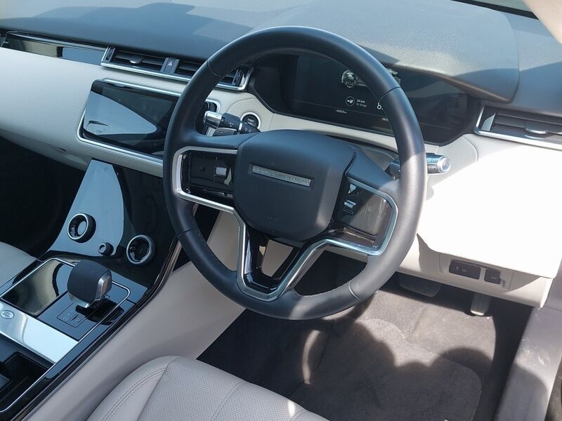 More views of Land Rover Range Rover Velar