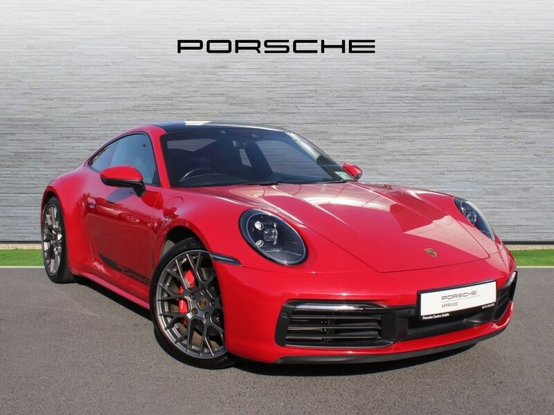 More views of Porsche 911
