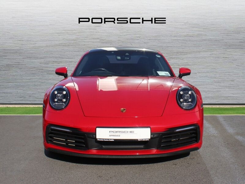 More views of Porsche 911