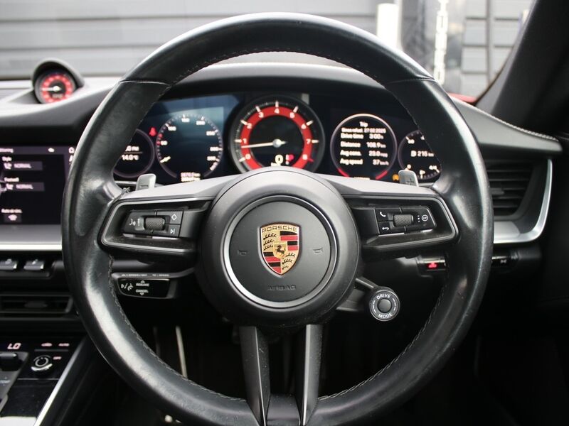 More views of Porsche 911