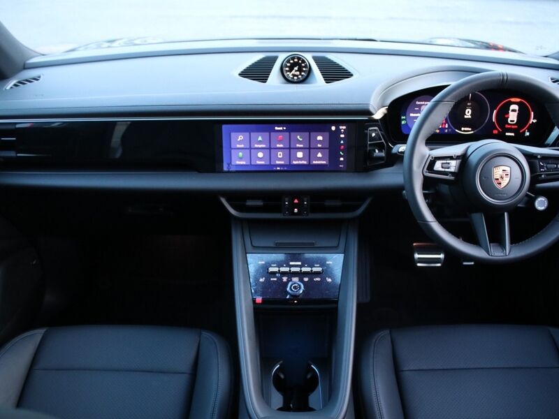 More views of Porsche Macan