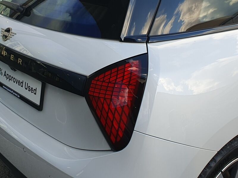 More views of MINI Hatch