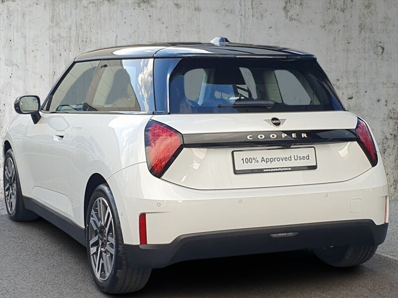 More views of MINI Hatch