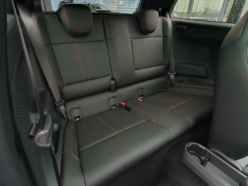 More views of MINI Hatch