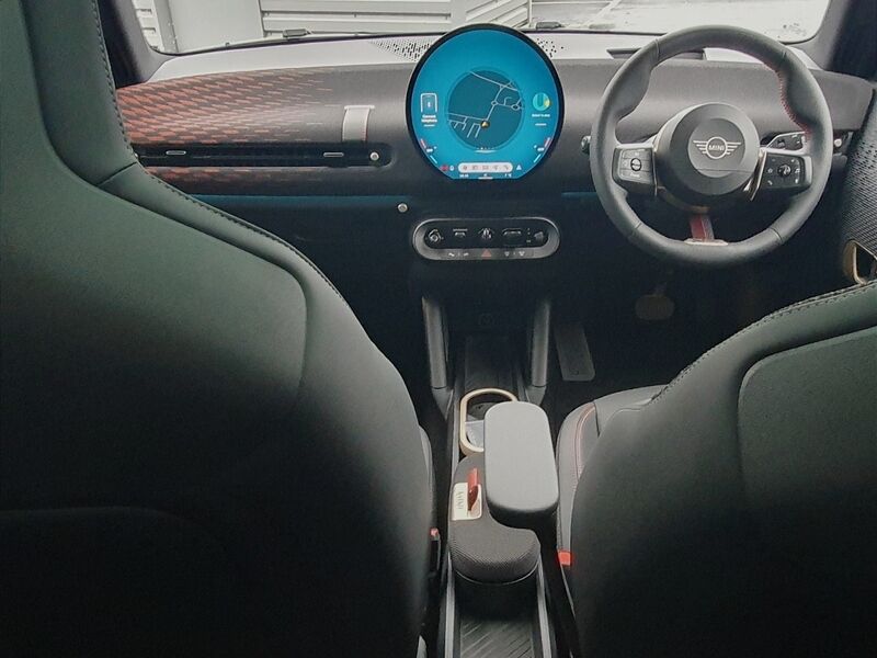 More views of MINI Hatch