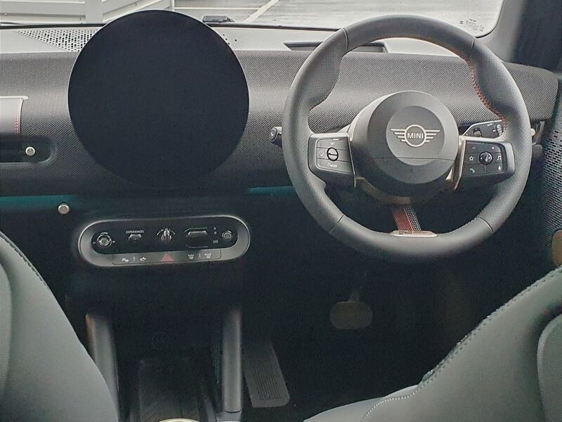 More views of MINI Hatch