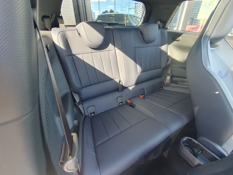 More views of MINI Hatch