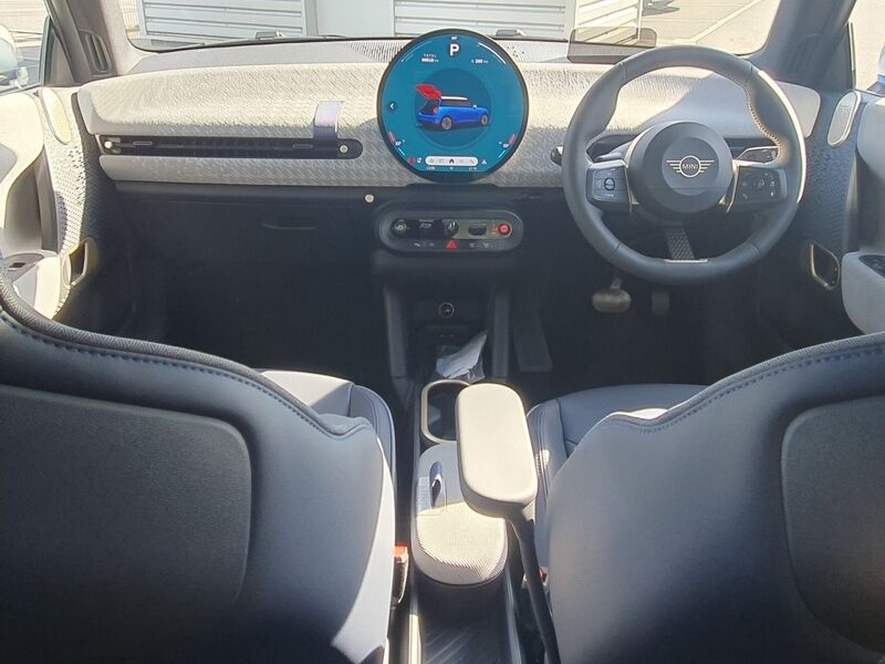 More views of MINI Hatch